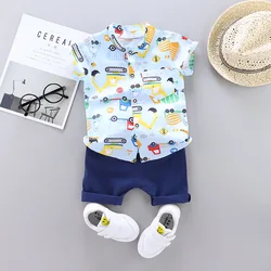 Conjunto verano bebé: camiseta con dibujos y short de algodón orgánico