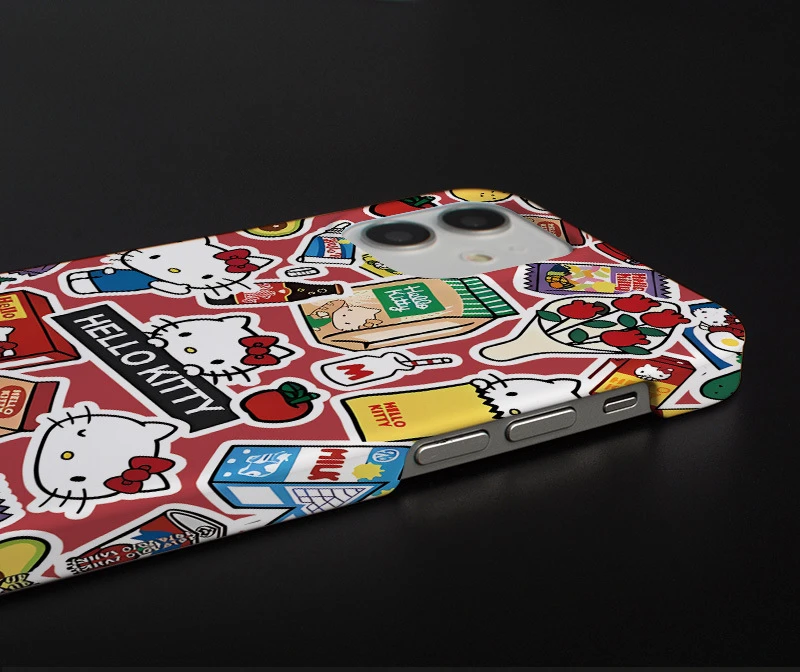 Una caja de teléfono de Hello Kitty con varias pegatinas