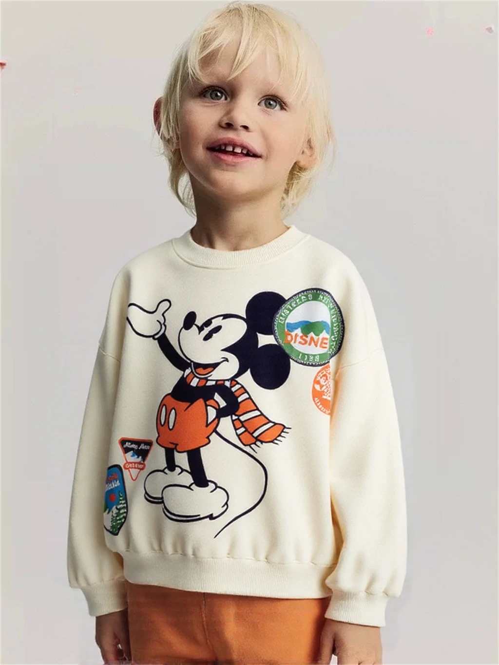 Tops de dibujos animados Sudadera con capucha completamente estampada Nuevo diseño Sudaderas de manga larga Ropa de primavera/otoño Moda de bebé Lindo para niños y niñas - imagen 2