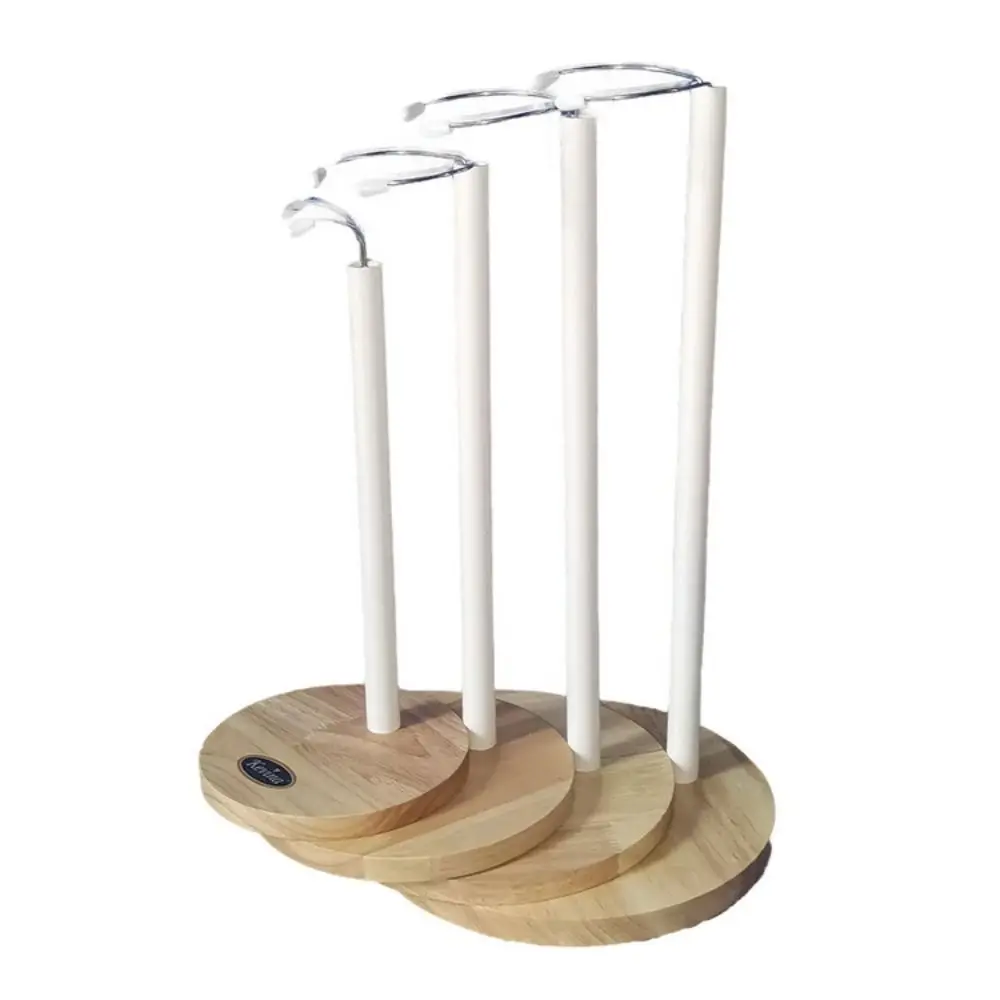 Soporte ajustable para muñecas y figuras de acción de madera