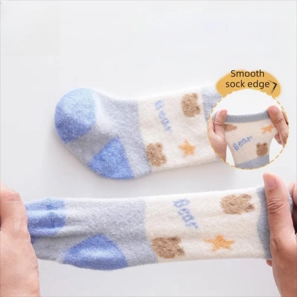 Calcetines de tubo medio de dibujos animados lindos de moda calcetines gruesos cómodos calcetines cálidos a prueba de frío para bebé - imagen 3