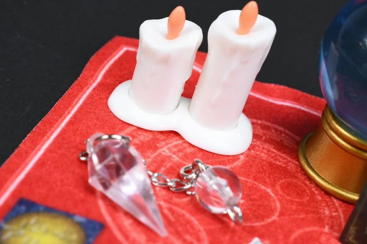 J.DREAM Cápsula Sorpresa Bola de Cristal Miniaturas Colección - imagen 2