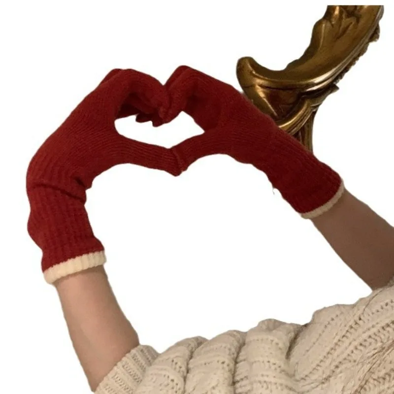 Guantes de invierno con pantalla táctil para niños: diseño perforado sin dedos unisex, transpirable, cálido, de moda para uso diario. - imagen 5