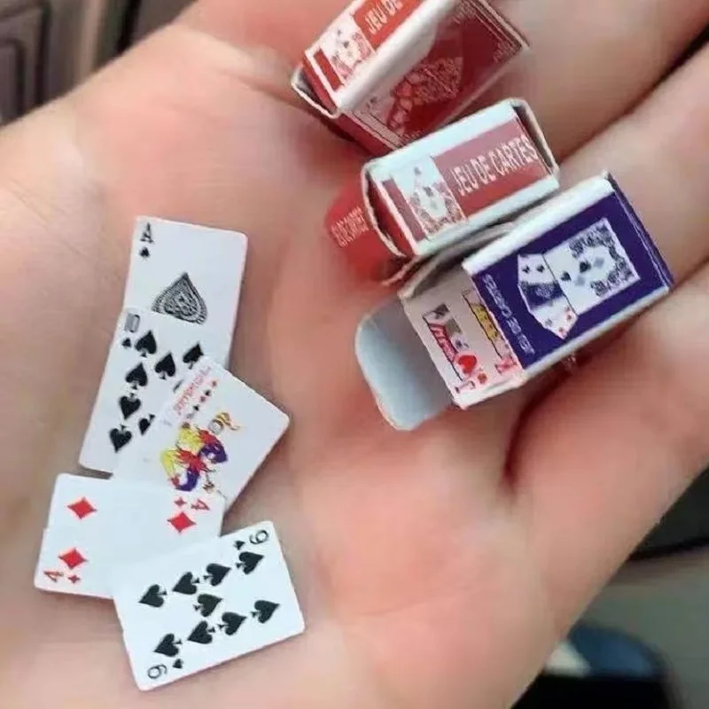 Mini cartas de póker divertidas para estudiantes, juegos de mesa para aliviar el estrés, juguetes pequeños, juego de póker informal, fácil de llevar - imagen 3
