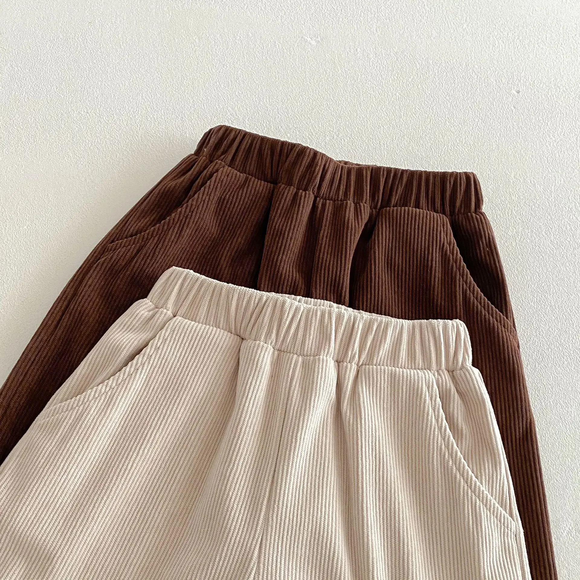 Pantalones rectos de pana de algodón para niños, moda coreana, pantalones suaves para niños pequeños, pantalones diarios de 1 a 6 años, ropa holgada sólida para niños 2026 - imagen 5