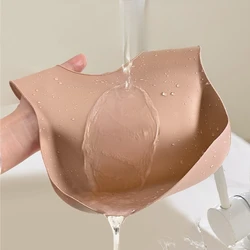 Babero de silicona impermeable ultra suave con bolsillo grande
