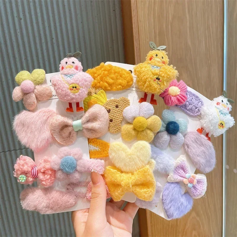 Pinzas de pelo de felpa para niños – Diseño suave y divertido - imagen 4