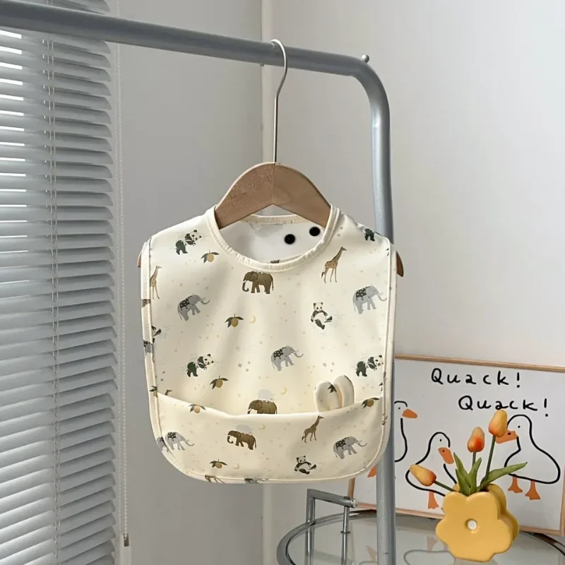 Babero impermeable de dibujos animados para bebé, toalla de baba de alimentación para niños, Baberos suaves y cómodos ajustables para bebés, paños para eructar - imagen 5