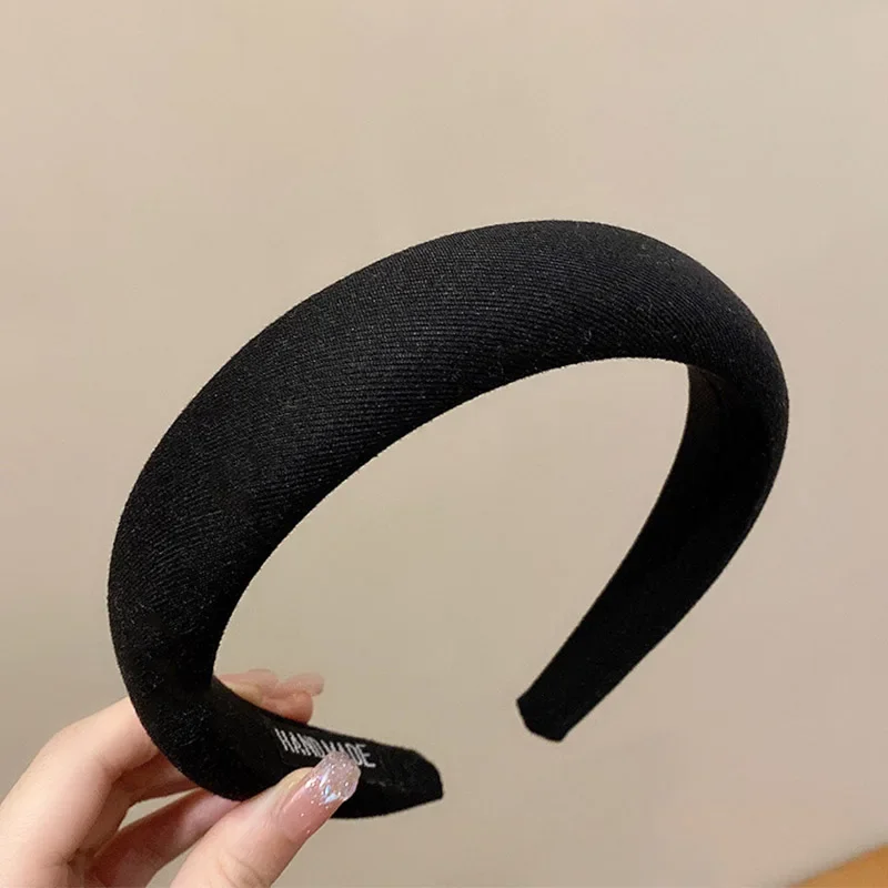 C46-black