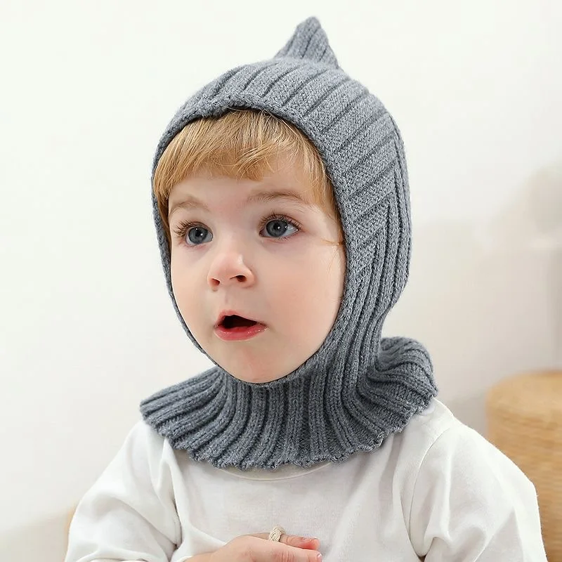 Gorro de punto con capucha cálido y suave para bebé en invierno