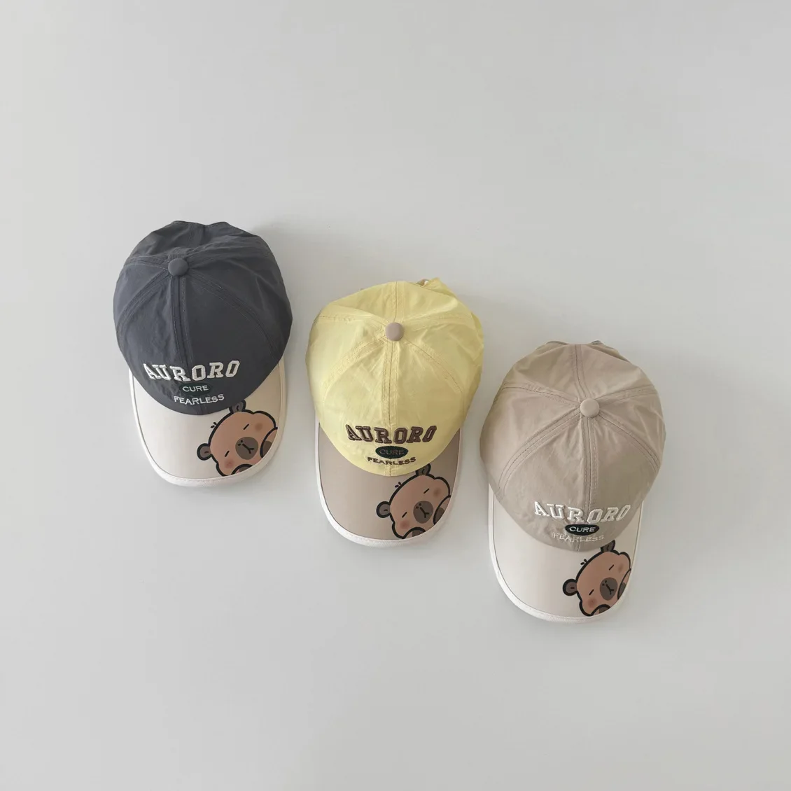 Gorra infantil vista posterior