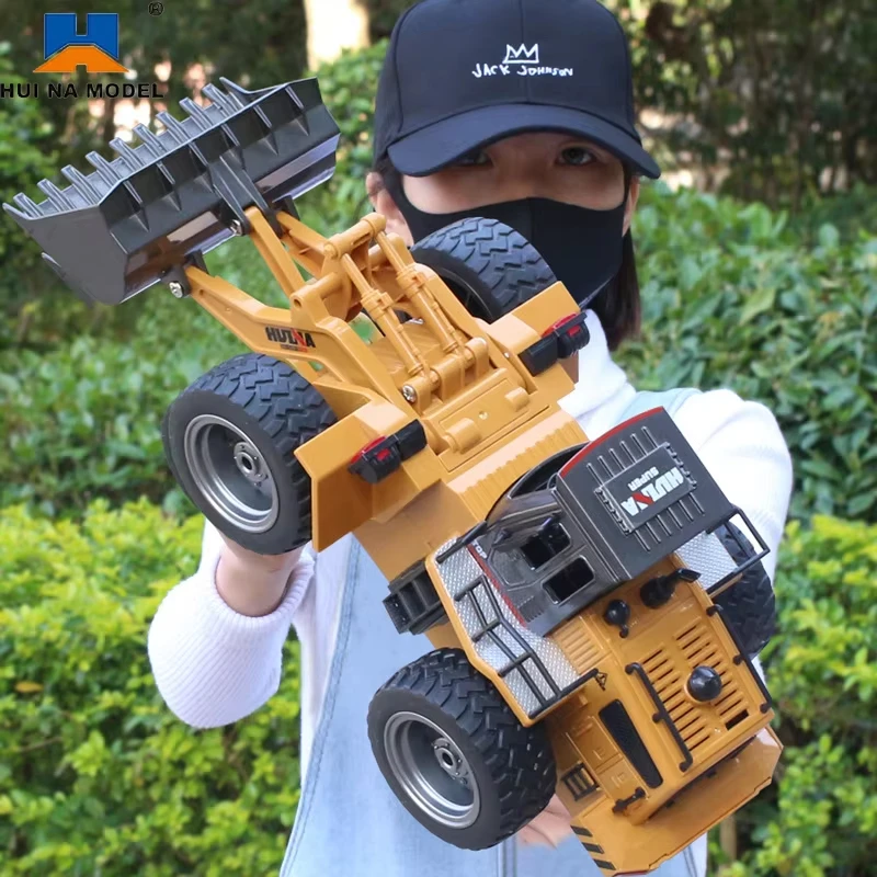 Huina 1520: Tractor RC 1:18 con pala y carretilla elevadora - imagen 3