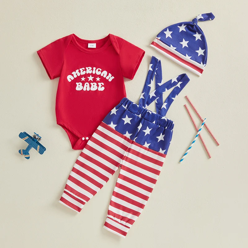 VISgogo Conjunto de verano de 3 piezas para bebé, niño, 4 de julio, con letras y estrellas, mameluco de manga corta, pantalones con tirantes, sombrero anudado - imagen 2