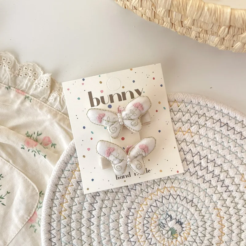 Set de accesorios para el cabello de niñas estilo primavera, color rosa: mariposa bordada a mano, lindo y delicado, gomas elásticas para el cabello y pinzas para flequillo lateral, dulce - imagen 4