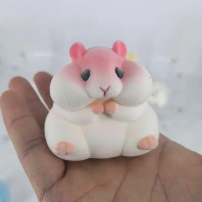 Peluche hámster noctilucente suave – Juguete coleccionable - imagen 4