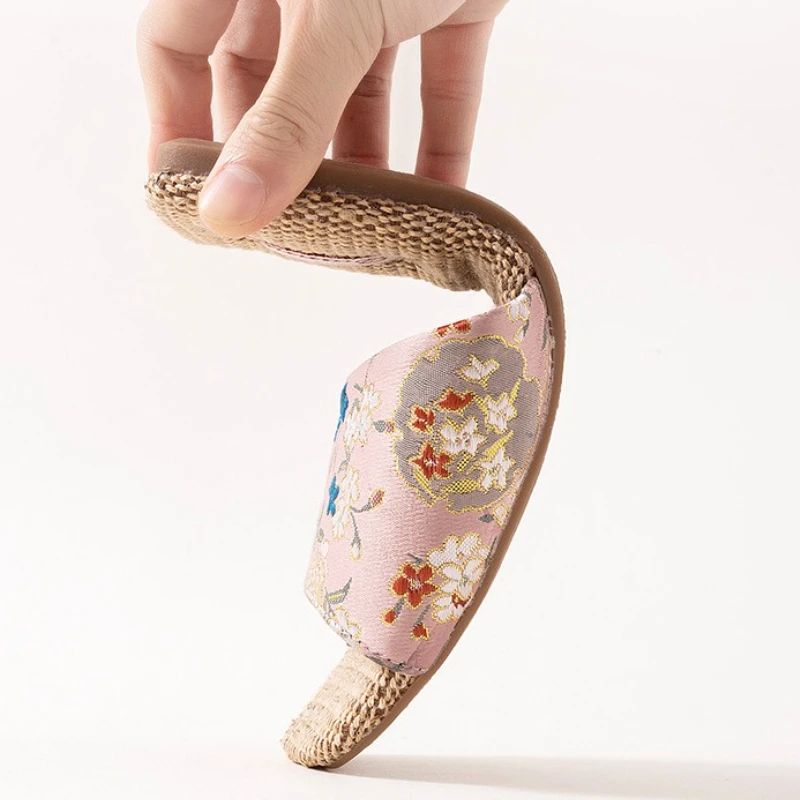 Zapatillas de lino transpirables para interiores para mujeres y hombres, zapatos para el suelo del hogar, toboganes antideslizantes con bordado de estilo chino para parejas y dormitorio - imagen 5