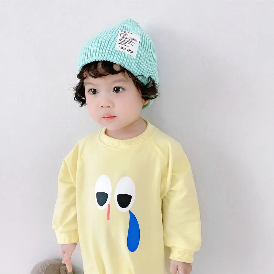 Gorro deportivo infantil para fotos de moda