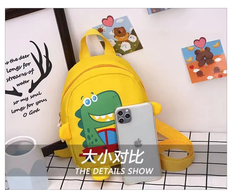 Mochila escolar impermeable con dinosaurios para niños - imagen 2