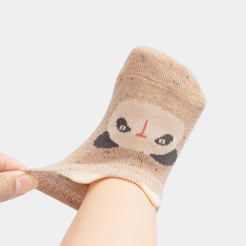 Calcetines antideslizantes para niños y niñas de 0 a 5 años, calcetines con estampado de dibujos animados para recién nacidos, Otoño e Invierno - imagen 5