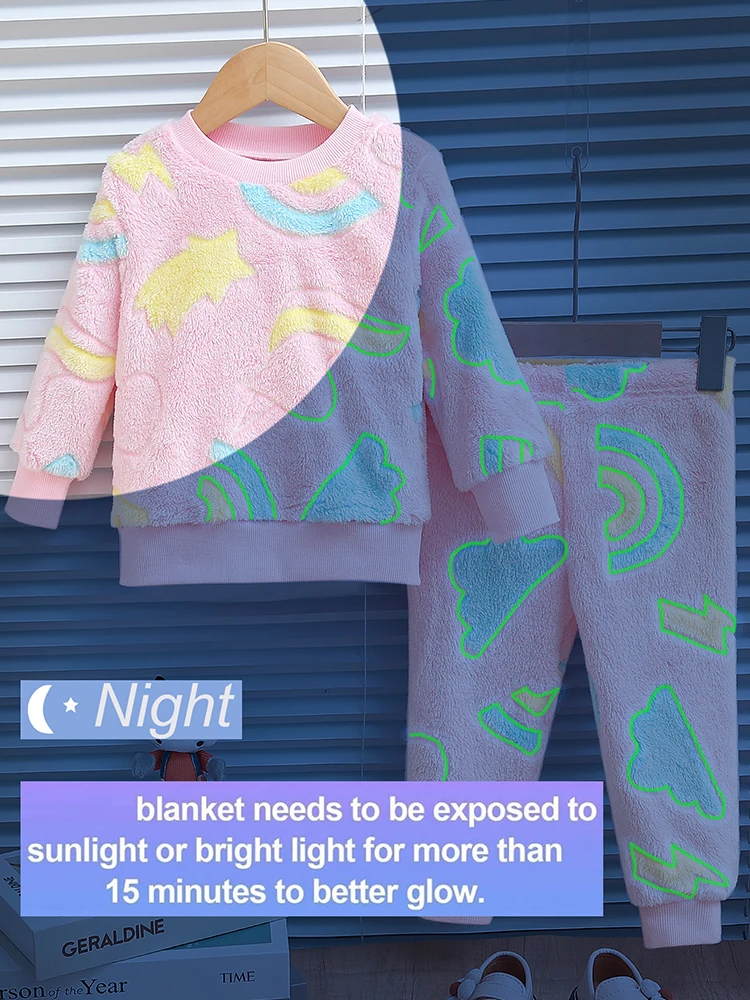 2 uds bebé niña Otoño e Invierno luz nocturna Arco Iris amor nube patrón felpa gruesa manga larga top y pantalones accesorios para niños - imagen 3