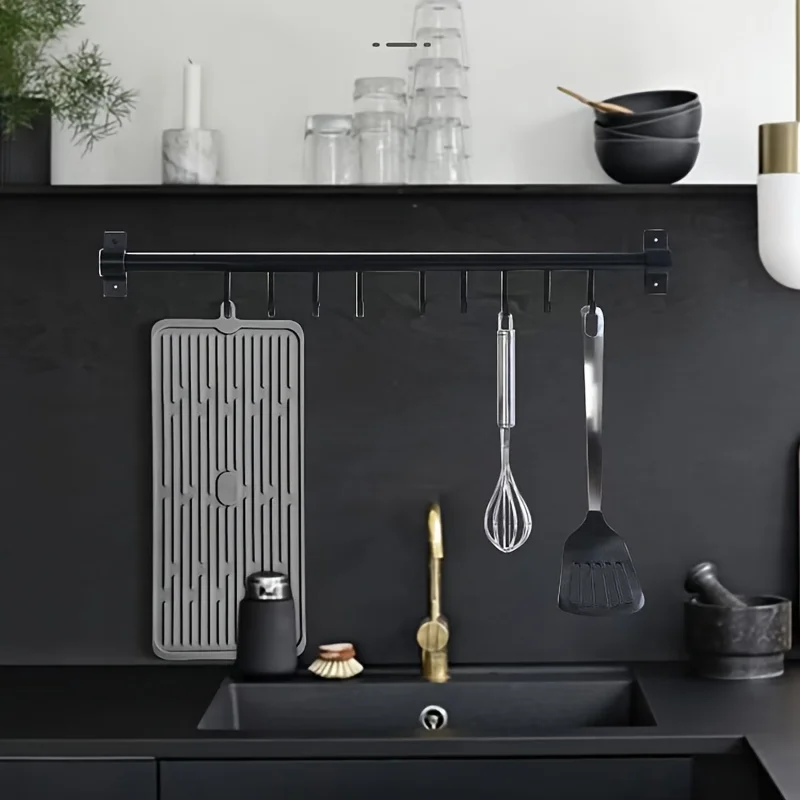 Estera para secar platos enrollable de silicona, antideslizante, fácil de limpiar con diseño de orificio para colgar, uso versátil en cocina y baño - imagen 5