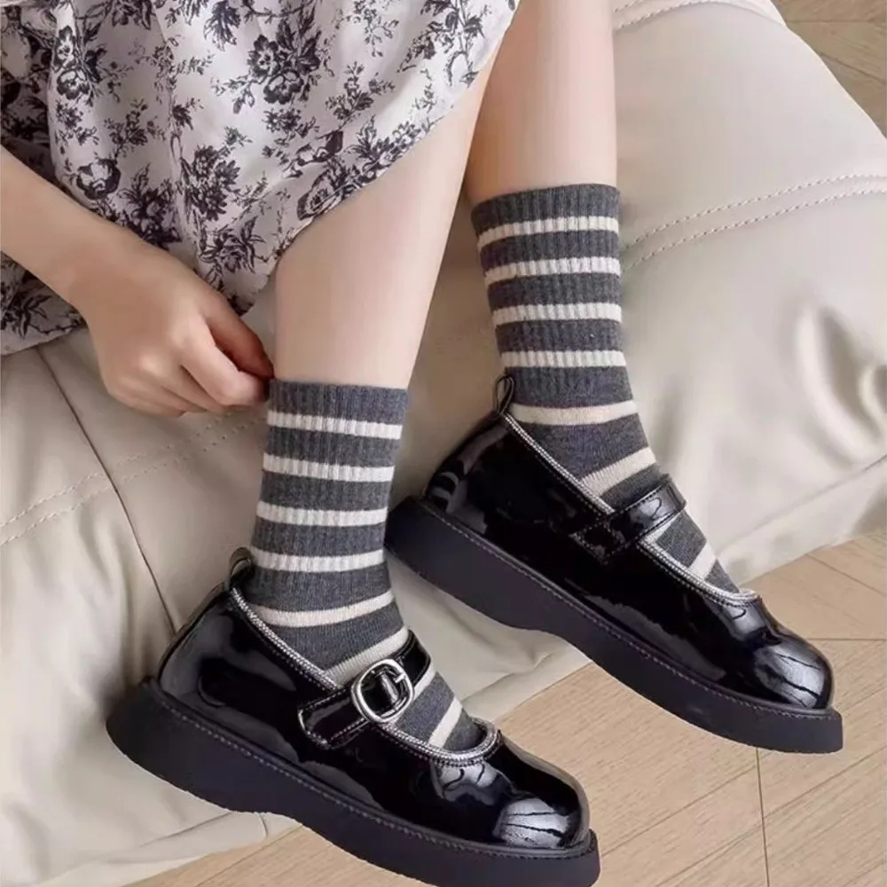Calcetines de tubo medio rayados para niño – Algodón transpirable y cálido - imagen 4