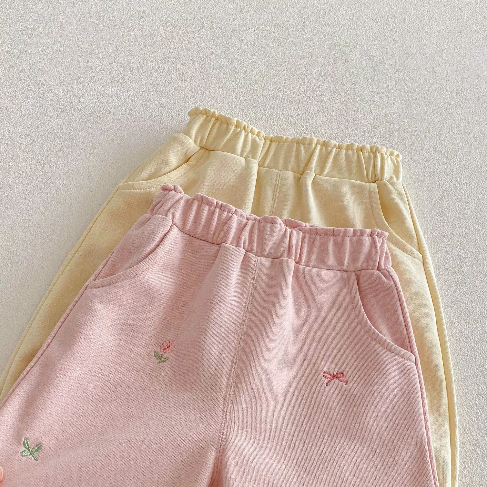 Pantalones jogger bordados para niños pequeños de primavera, pantalones con puños suaves para niñas de 0 a 5 años - imagen 3