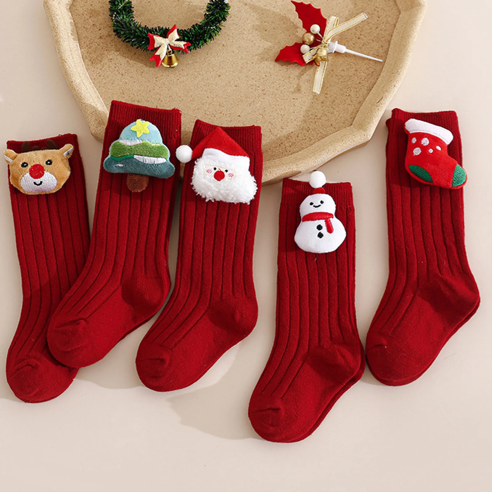 Suefunskry Calcetines lindos de media pantorrilla para bebés pequeños Calcetines navideños de algodón suave con decoración de Papá Noel/muñeco de nieve - imagen 2