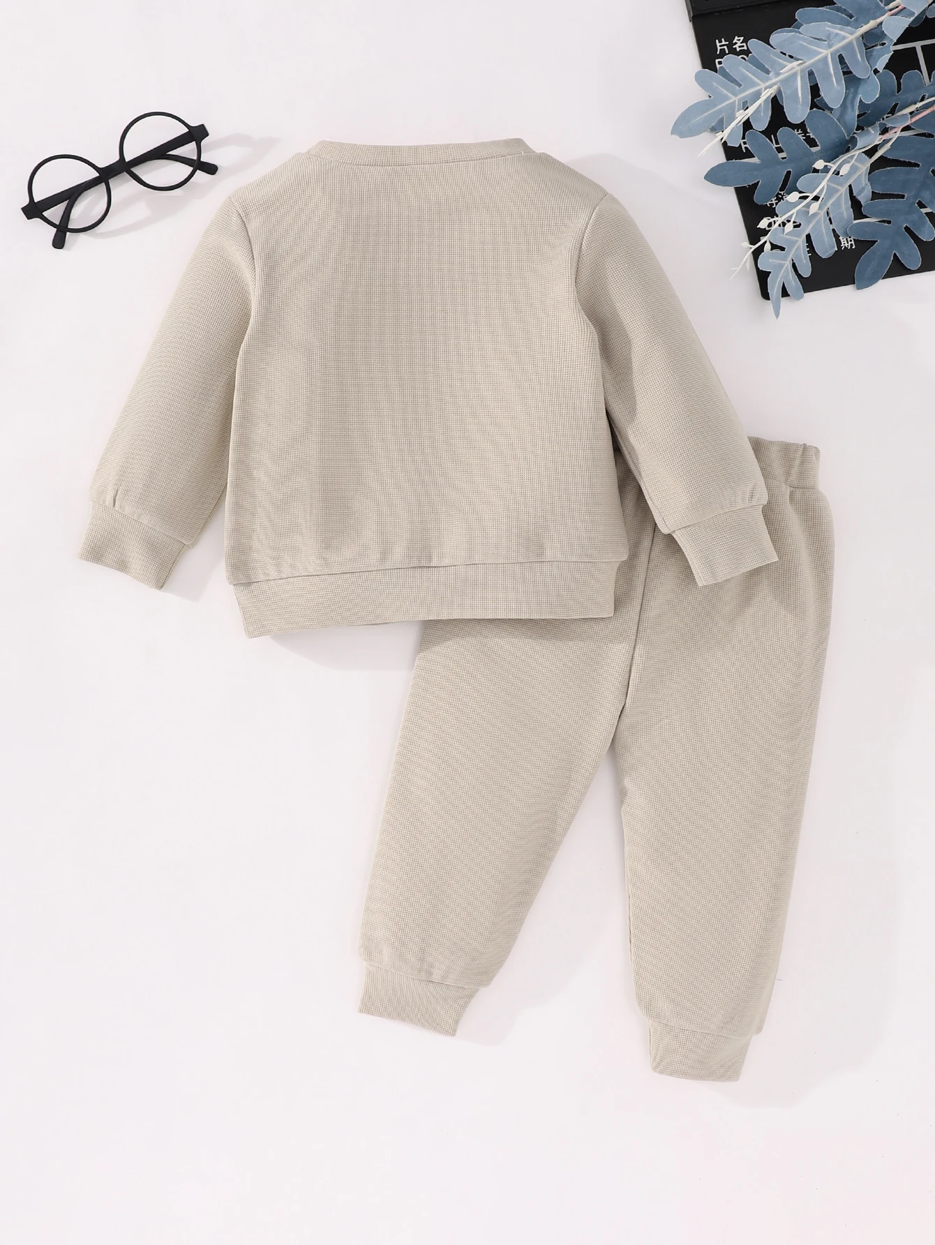 Conjunto punto gofre con capucha para niño de otoño - imagen 2