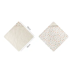 Manta Recién Nacido Capucha Antiviento 90×90 para Hospital – Beige Estampado