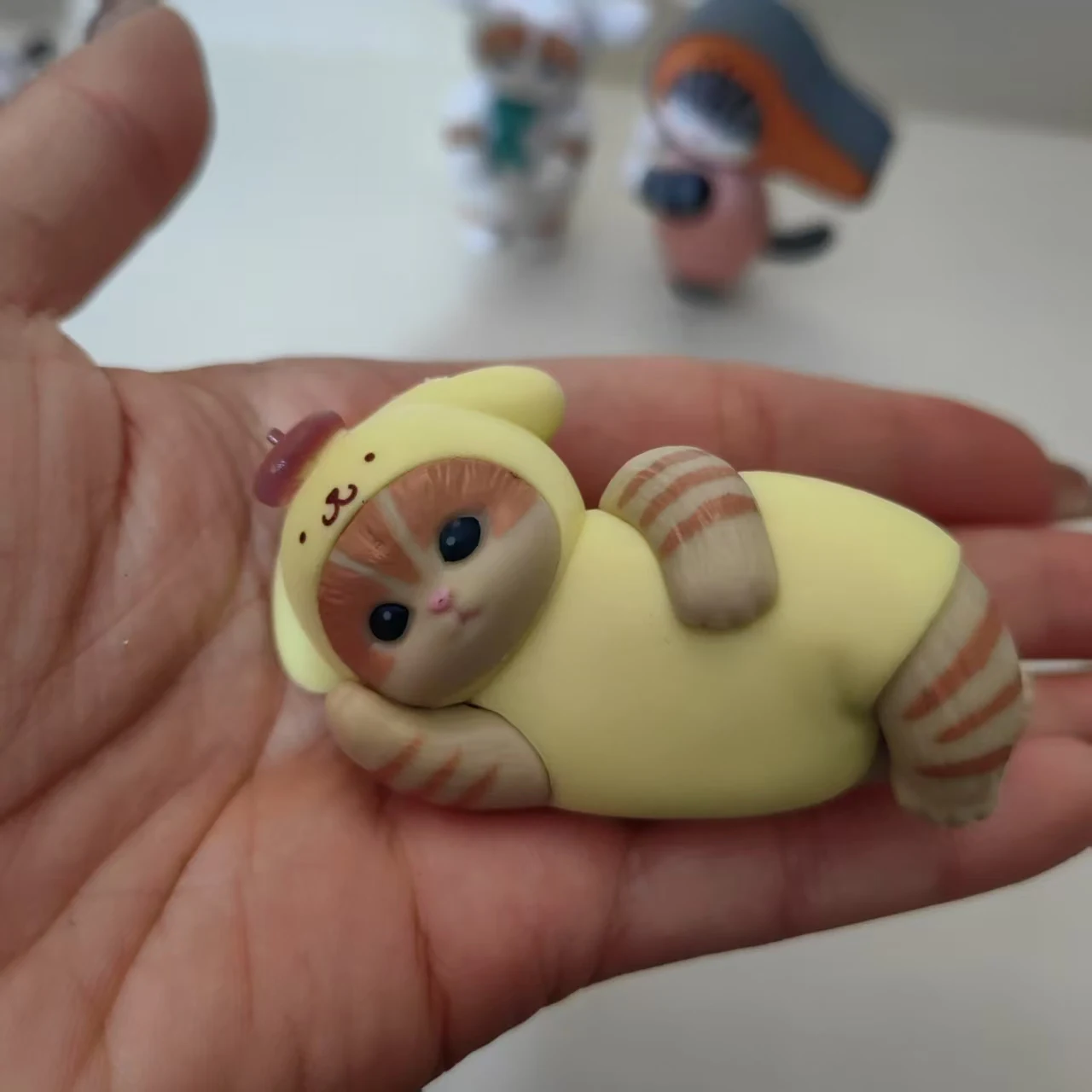 Figura de acción genuina Snack Cat Gacha con bolsa de embalaje de alimentos y dulces modelo de gato caminante - imagen 4