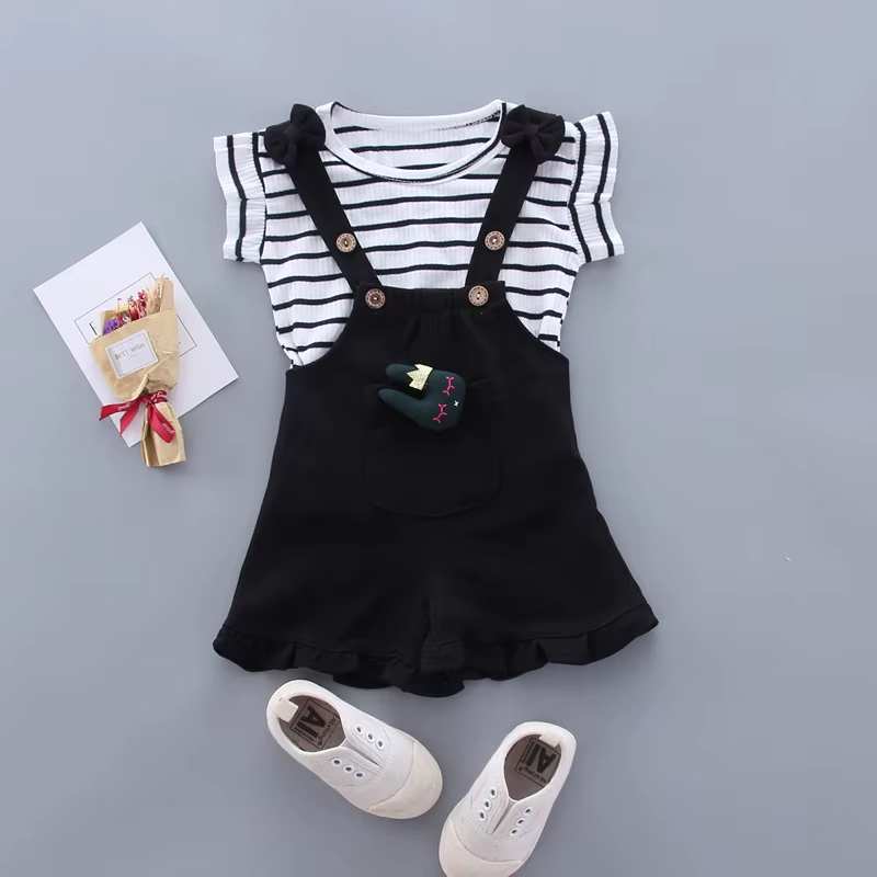 Conjunto veraniego rayado para niña – Camiseta y shorts de algodón - imagen 4