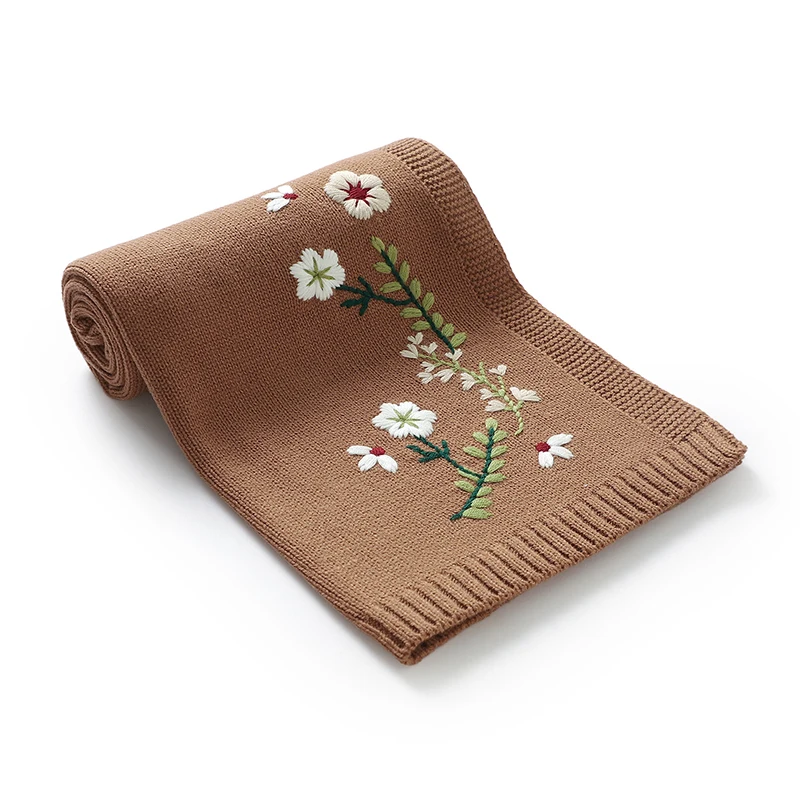 Manta bebé recién nacido bordada floral – Edredón transpirable - imagen 2
