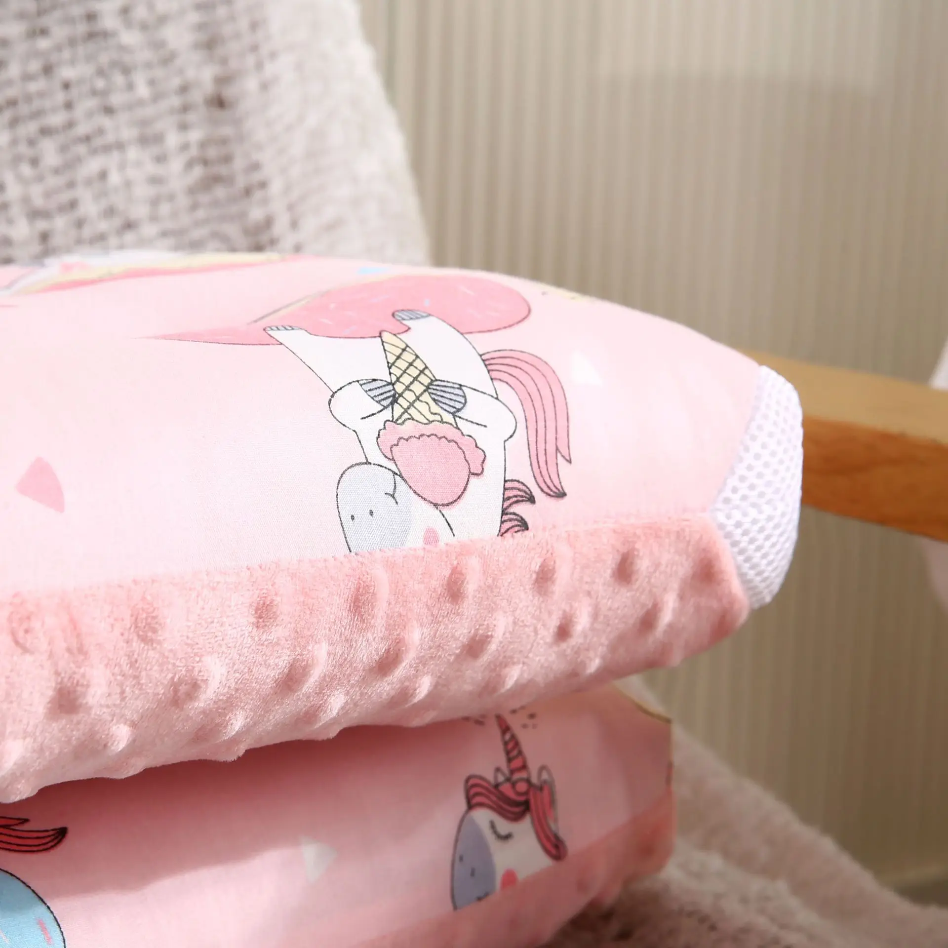 Nuevos almohadas rectangulares de terciopelo de algodón para niños, almohadas de alta calidad para bebés para transmisión en vivo de guardería - imagen 4