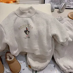 Conjunto acolchado bebé otoño inverno estilo informal
