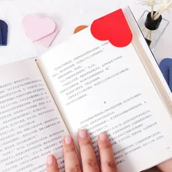 Marcador de páginas corazón de cuero PU para niños lectores