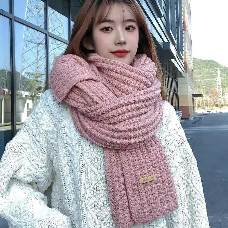Nueva bufanda de lana de estilo coreano de invierno: color sólido, tejido bordado de alta gama: versátil, cálida, resistente al viento, para niñas y niños. - imagen 4