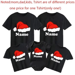 Trajes navideños coordinados para la familia: body bebé y camisas