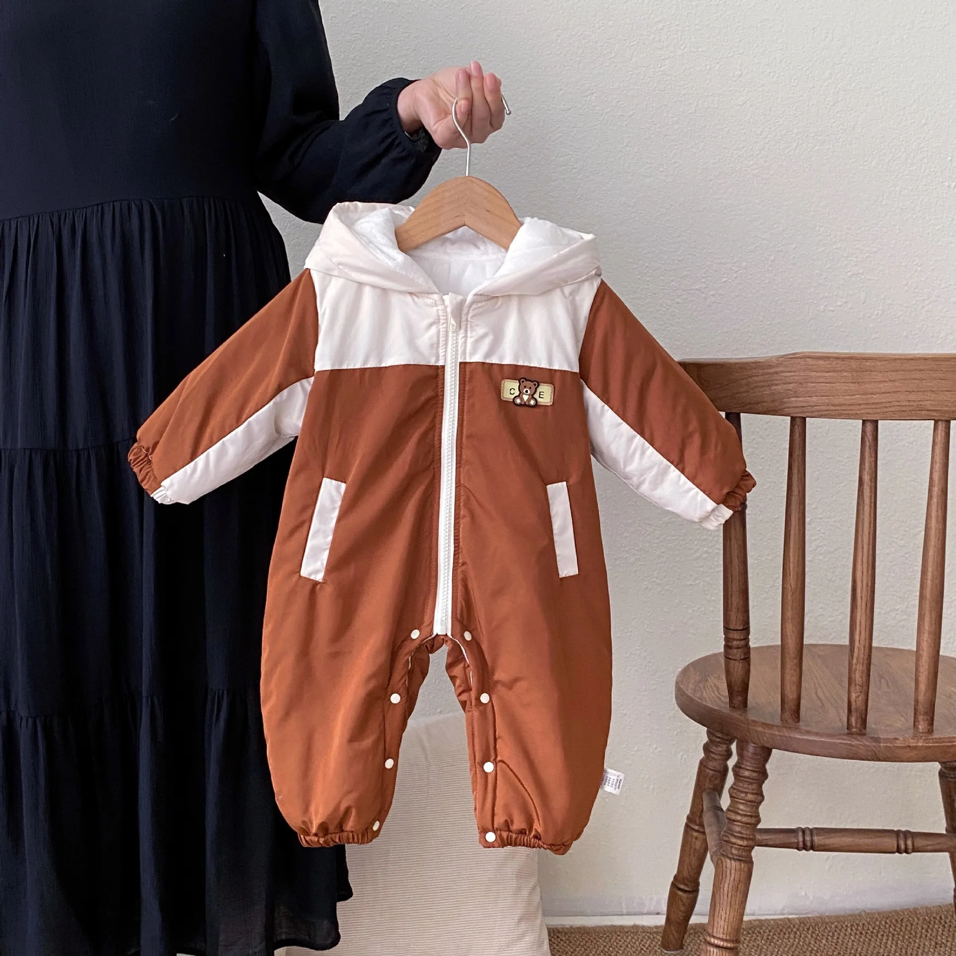 Ropa de invierno para bebé, prendas de vestir cálidas para niños pequeños, pelele con capucha para niñas pequeñas, mono grueso con forro de piel para recién nacidos
