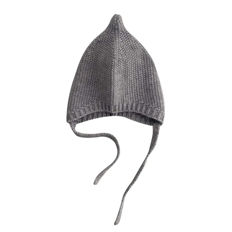 Gorro tejido cálido para bebé con protección de oídos – color sólido - imagen 3
