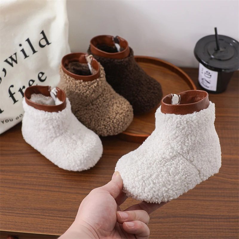 Zapatos de Otoño Invierno para niños, botas de nieve para niñas, zapatos casuales de felpa cálidos para exteriores para bebés, botas antideslizantes de suela suave para niños pequeños