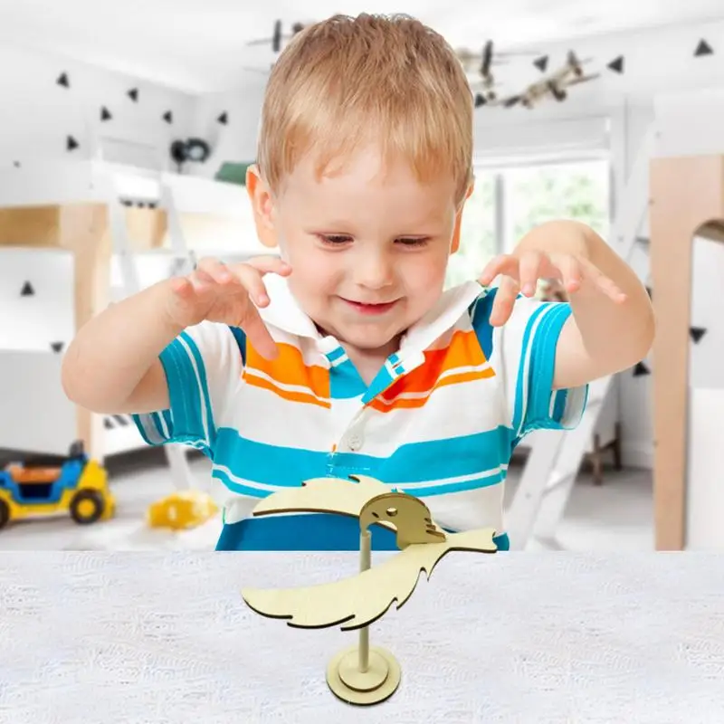 Juguete de pájaro de equilibrio, artículos de madera para adultos, diversión de madera, pájaro de equilibrio, juguetes novedosos y diversión para sala de estar, dormitorio y oficinas - imagen 3