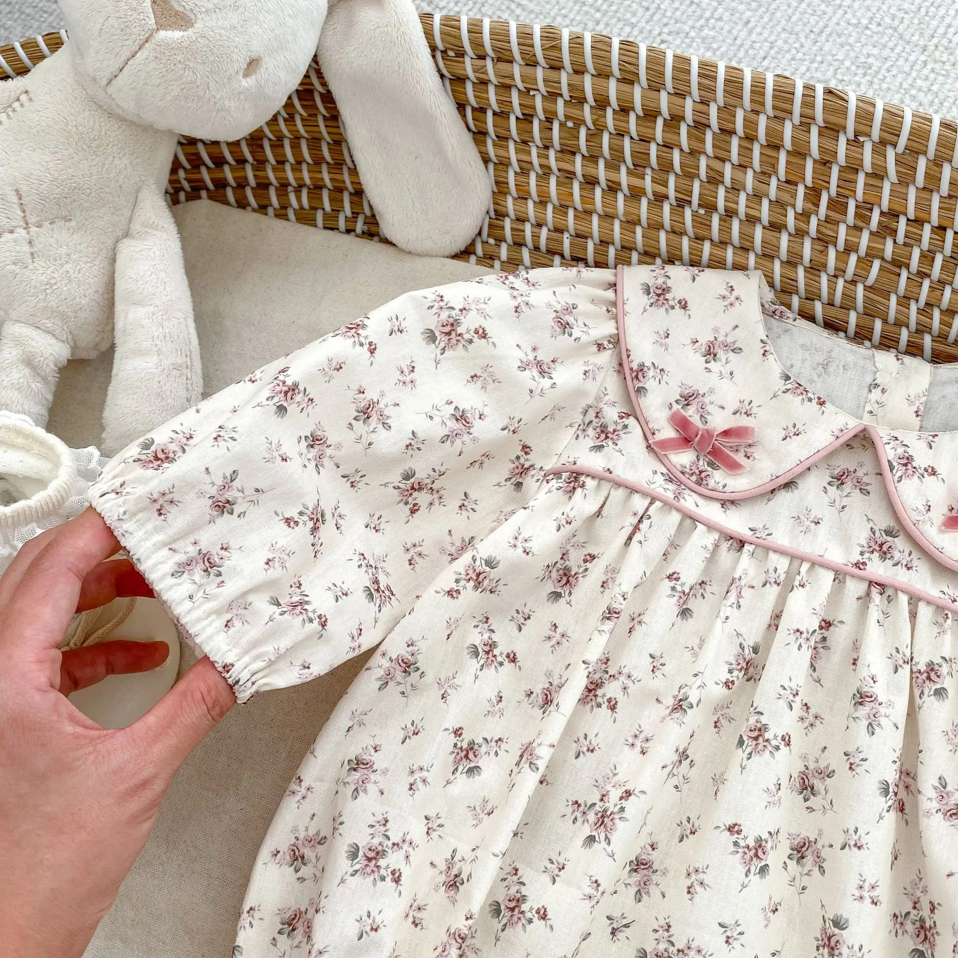Body Floral de primavera para bebé de 0 a 2 años, mono bonito de manga larga con cuello Peter Pan para recién nacido, ropa para niña pequeña - imagen 5
