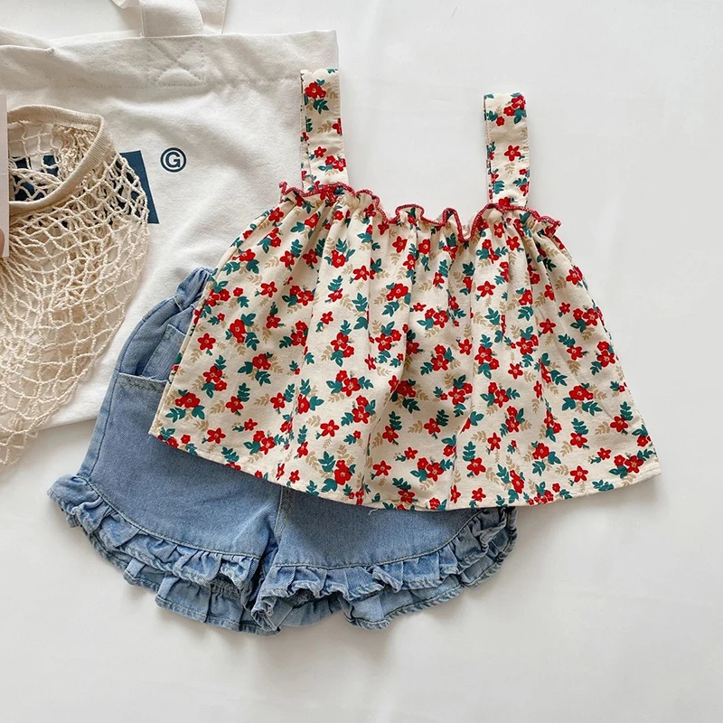 Sling skirt suit