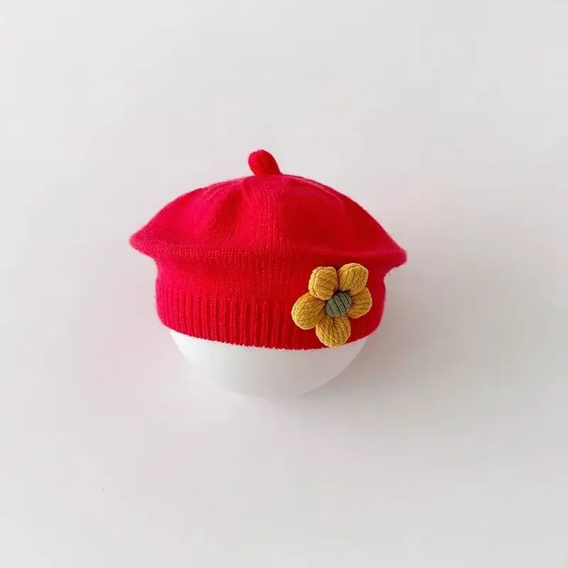 Venta al por mayor de gorros de bebé para otoño e invierno: lindos gorros de punto, boinas adorables y sombreros de pintor de moda con flores para niños y niñas - imagen 2