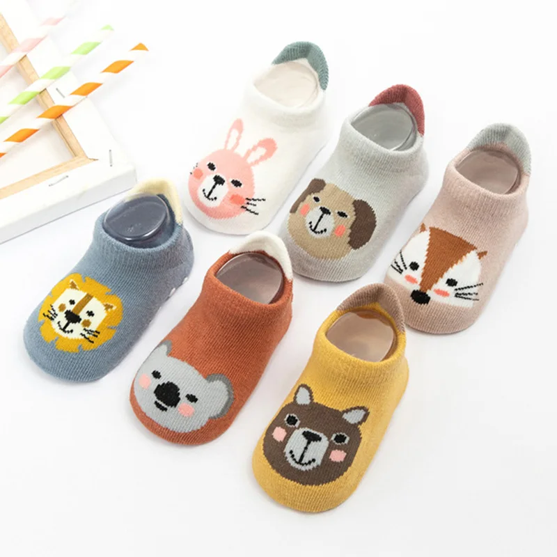 Calcetines cortos hasta el tobillo con dibujos de animales para bebé, calcetín de tubo antideslizante con dispensación de goma para niño y niña, ropa para el hogar, otoño