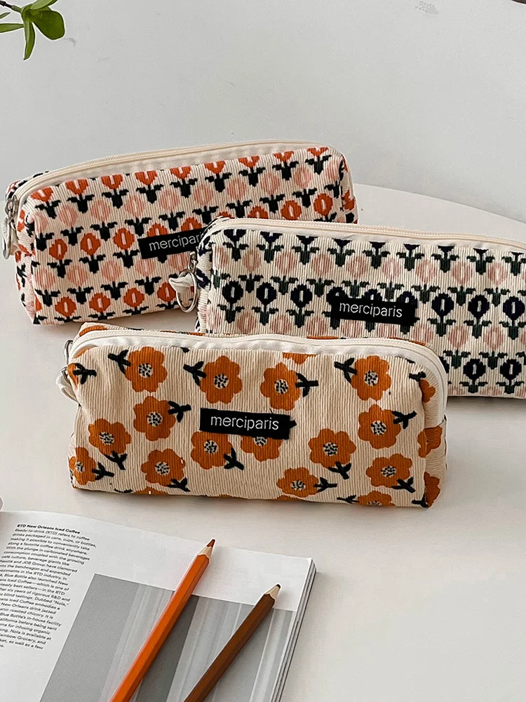 Estuche lápices pana con diseño floral vintage para escuela - imagen 3