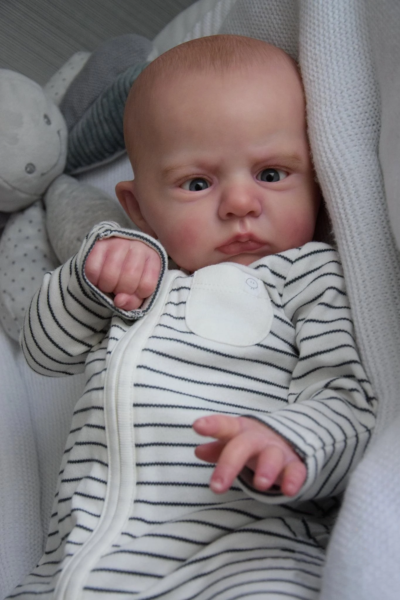 Reborn Cameron: muñeca realista de 24 pulgadas con piel 3D