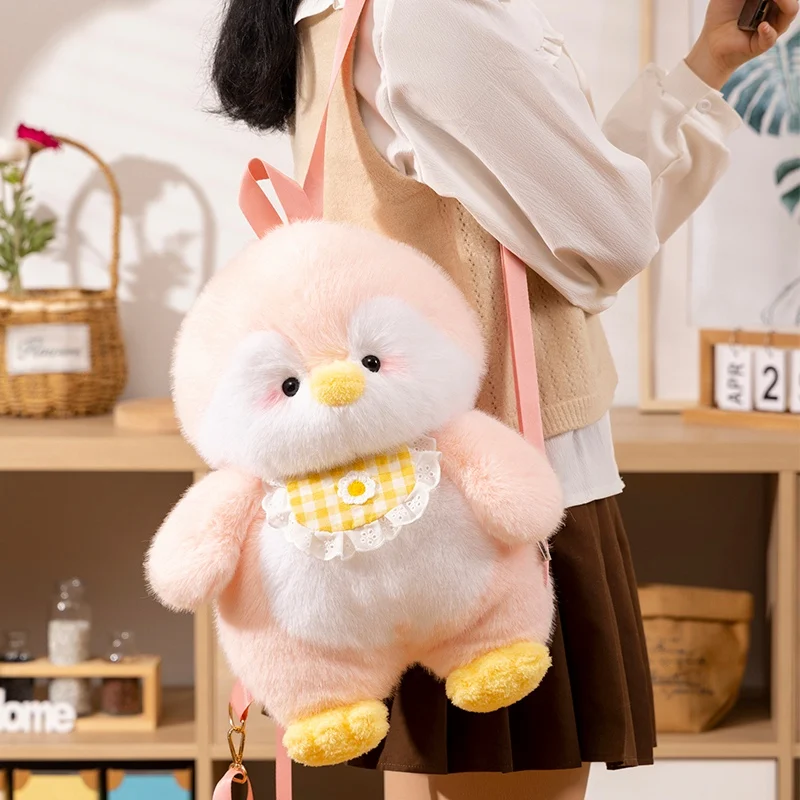 Mochila infantil de peluche con forma de pingüino - imagen 2