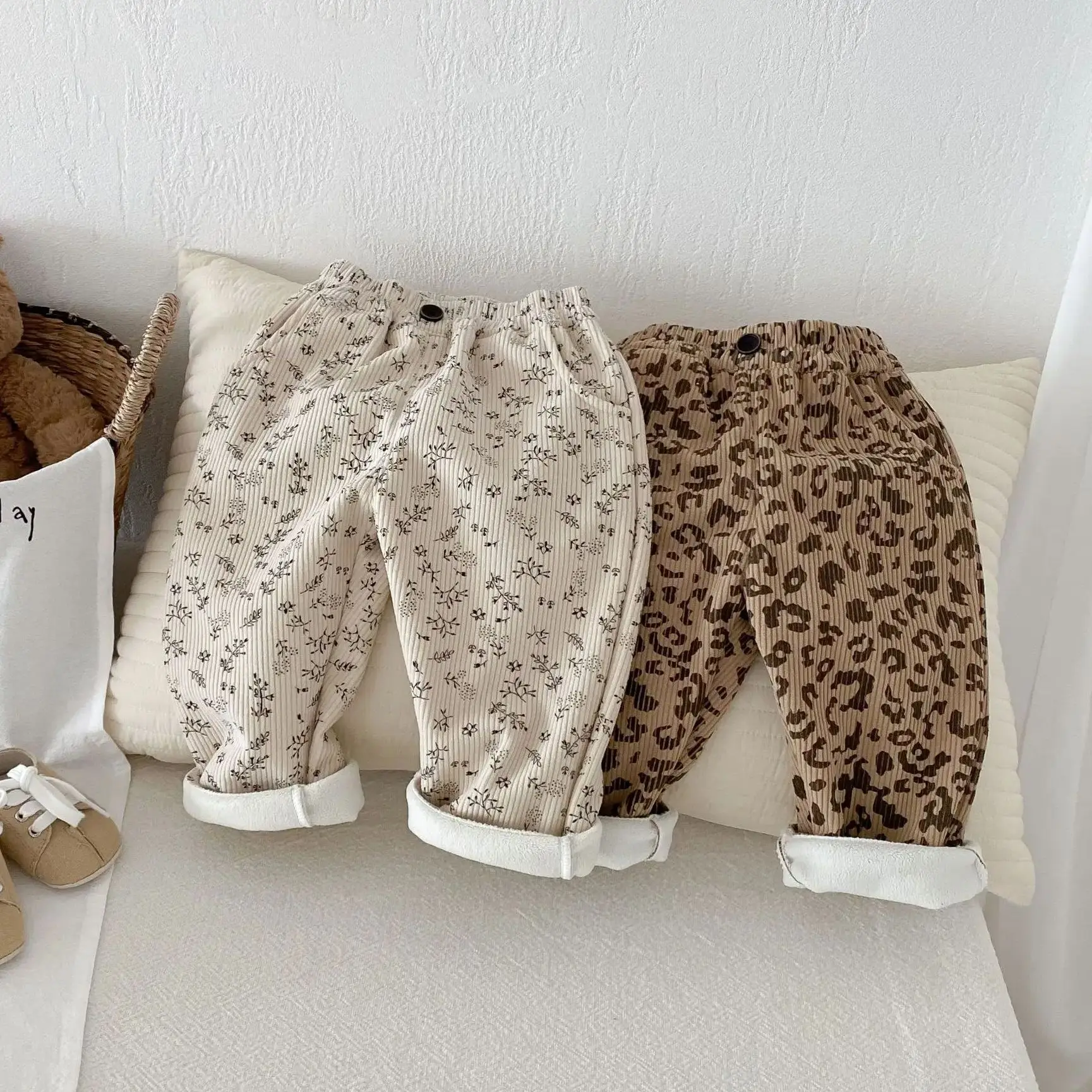 Pantalones acolchados de lana cálidos con estampado de leopardo para niños de 1 a 5 años, pantalones de invierno con estampado Floral INS para niños y niñas